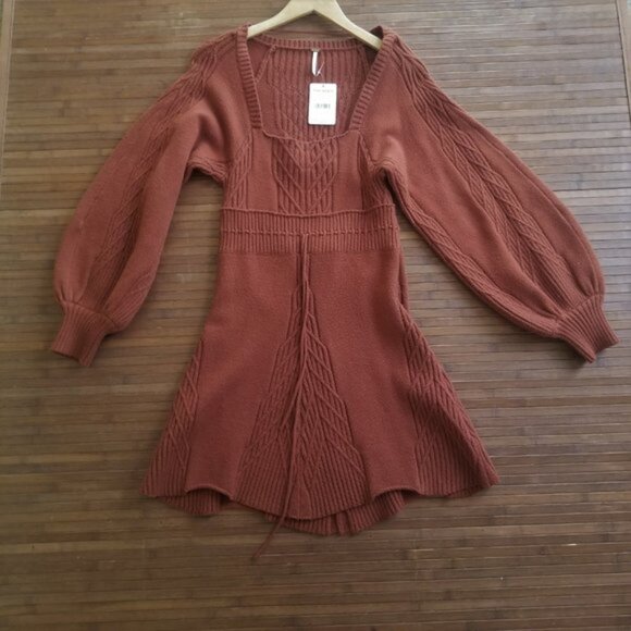 NWT Free People Emmaline Square Neck Puff Sleeve Mini Sweater Dress - Medium - Picture 2 of 11